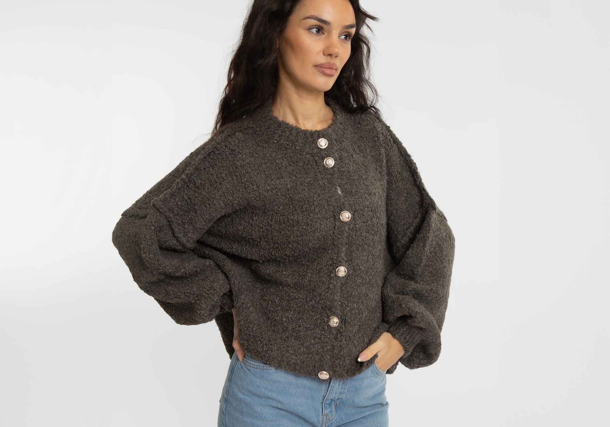 Bouclé Oversized Cardigan Short "CozyGlam"