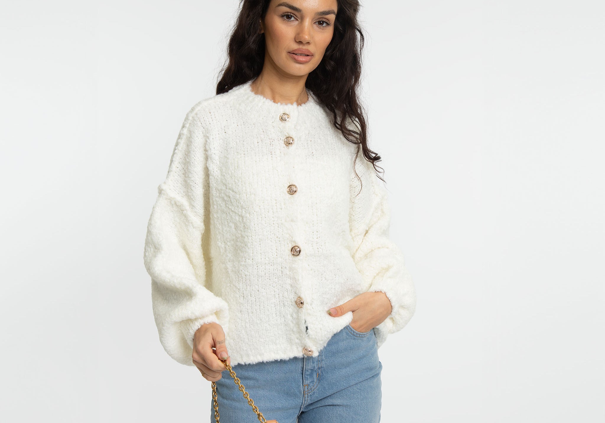 Bouclé Oversized Cardigan Short "CozyGlam"