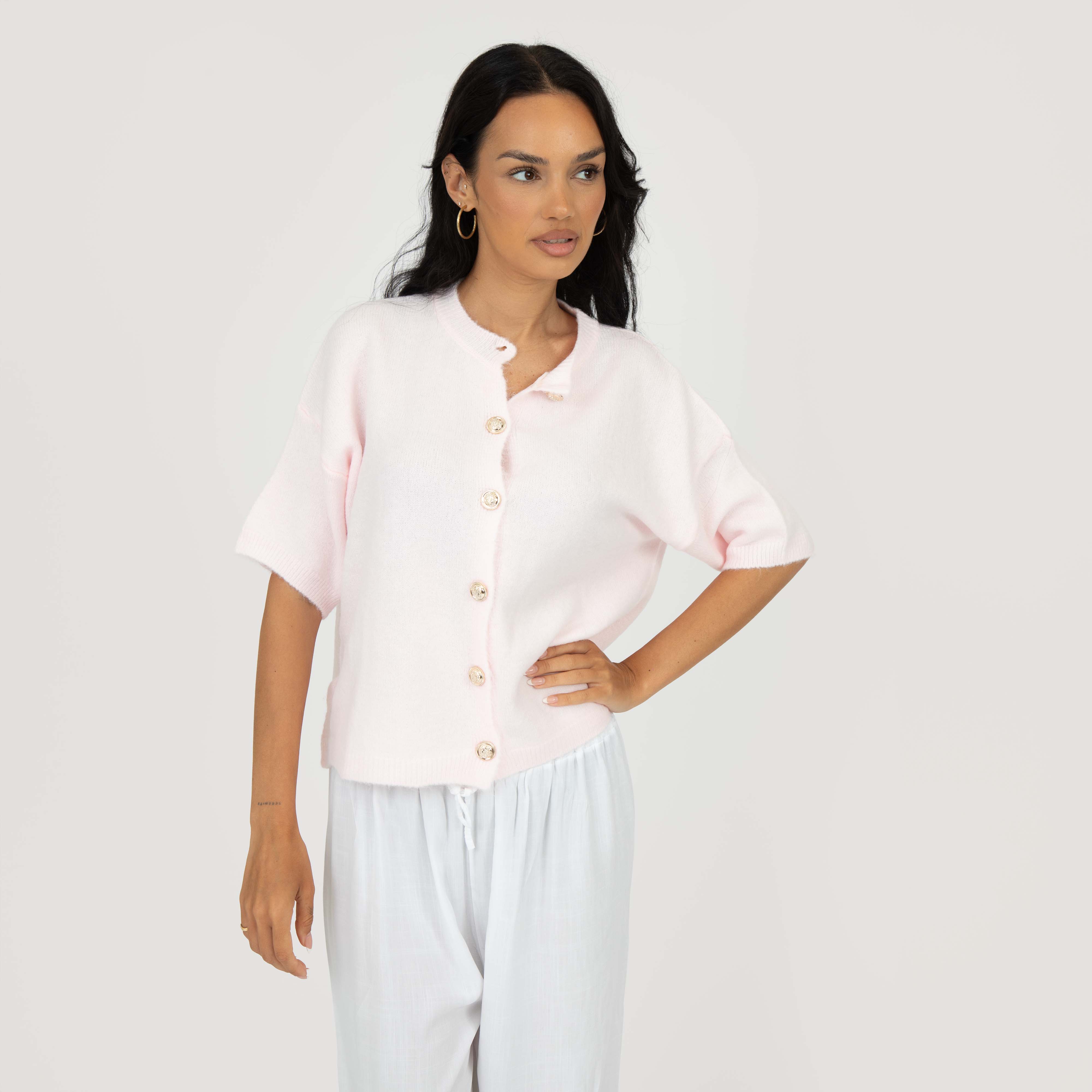 Feinstrick Kurzarm Cardigan mit Goldknöpfen