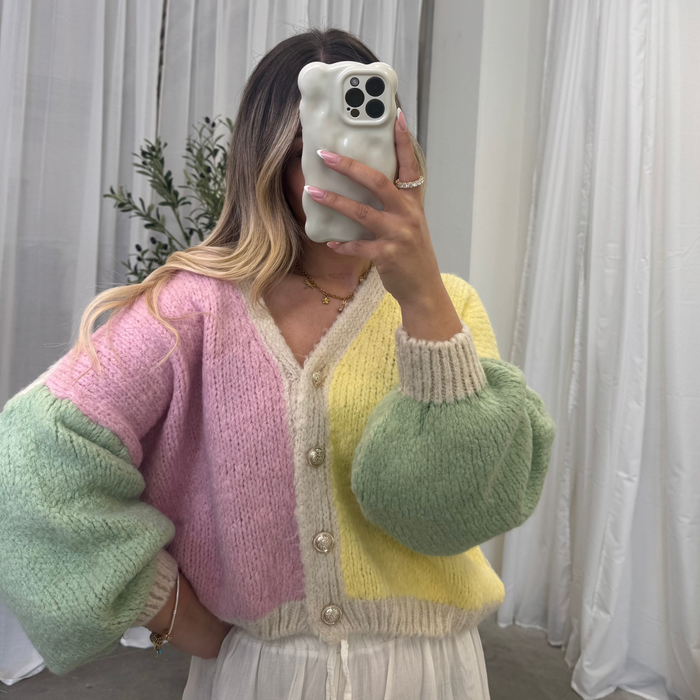 Pastell Velvet Oversized Cardigan