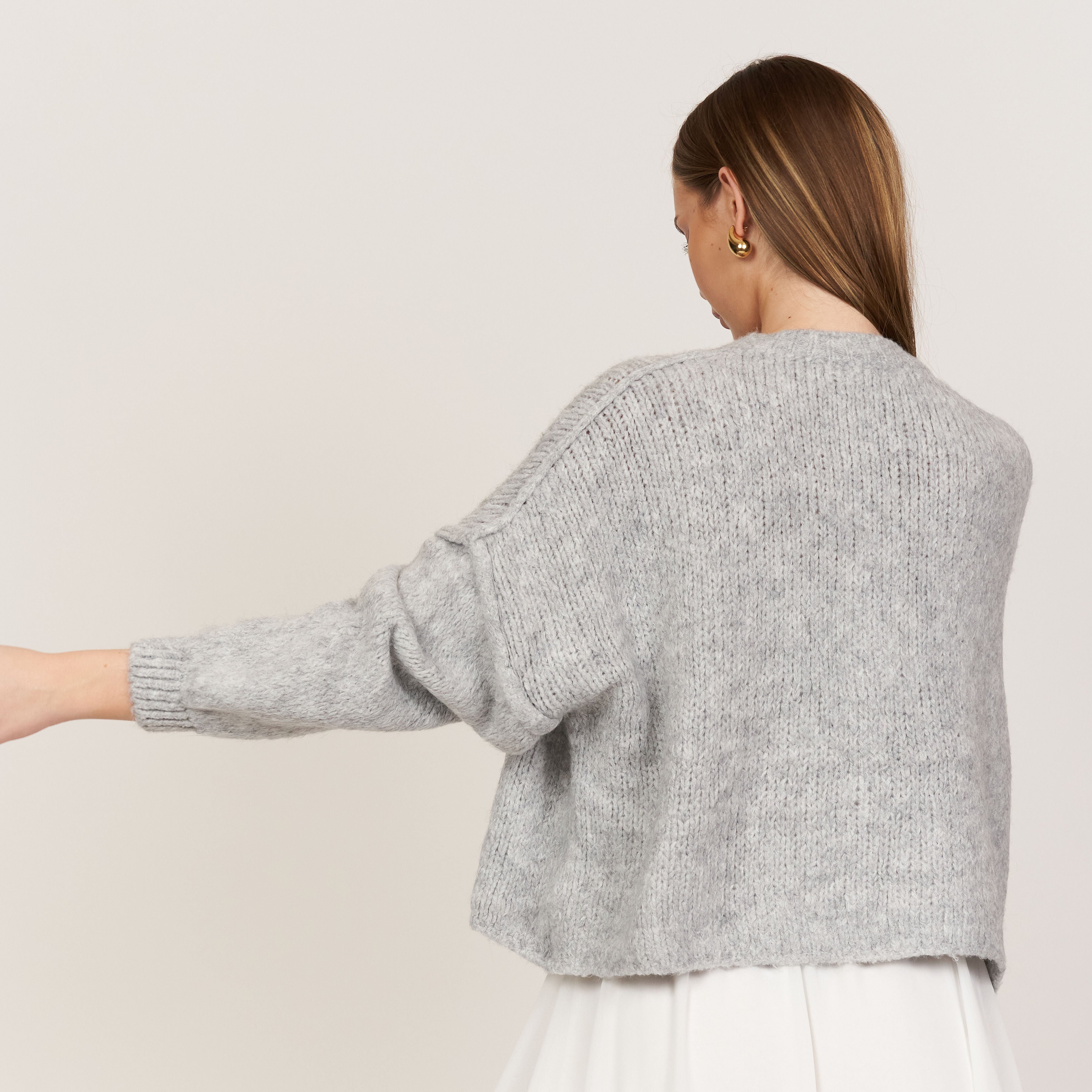 Oversized Cardigan Short "CozyGlam" - JEWELINA