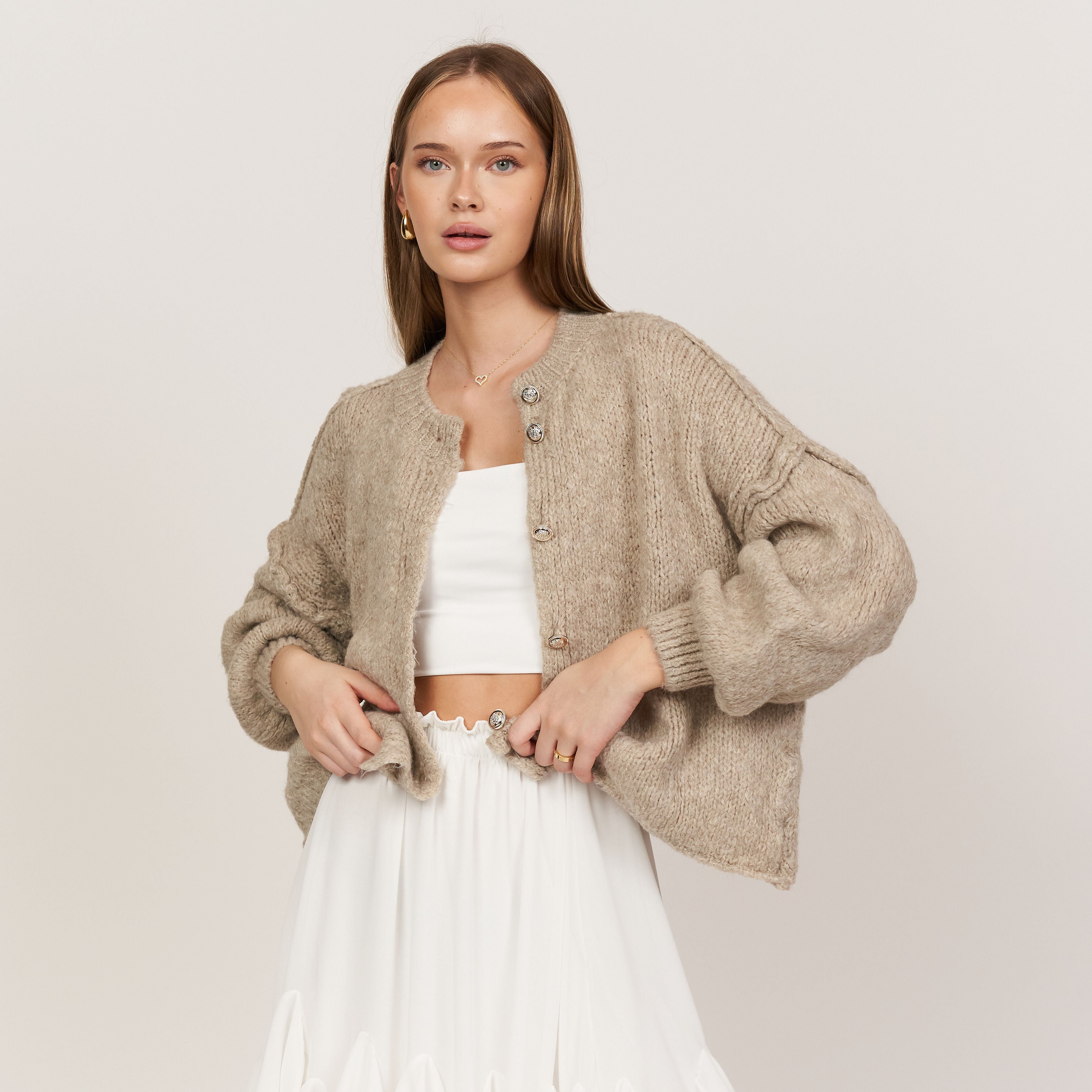 Oversized Cardigan Short "CozyGlam" - JEWELINA
