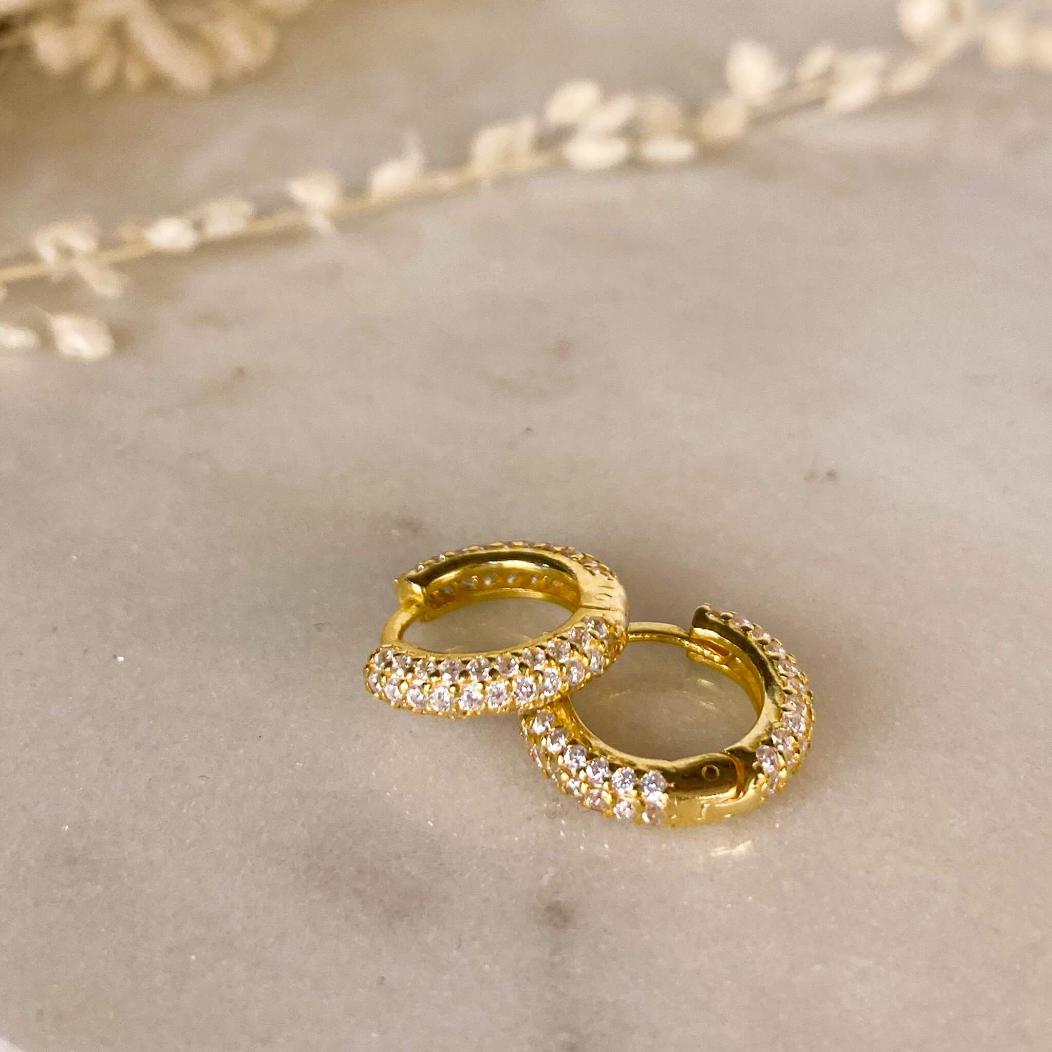 Estelle Mini Creolen - JEWELINA (6567950450883)