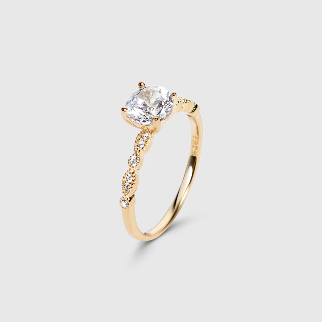 Pretty Crystal Ring - JEWELINA