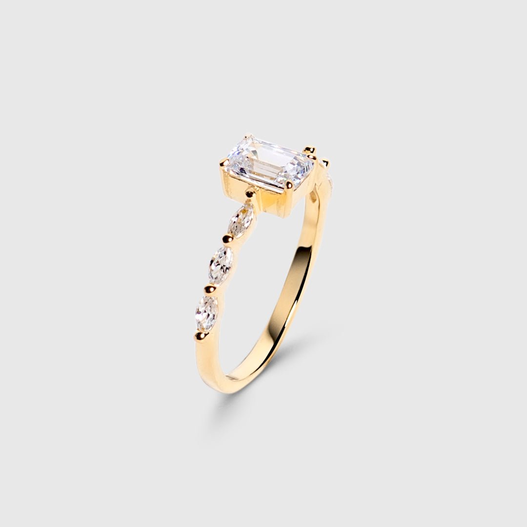 Seven Sky Baguette Ring - JEWELINA